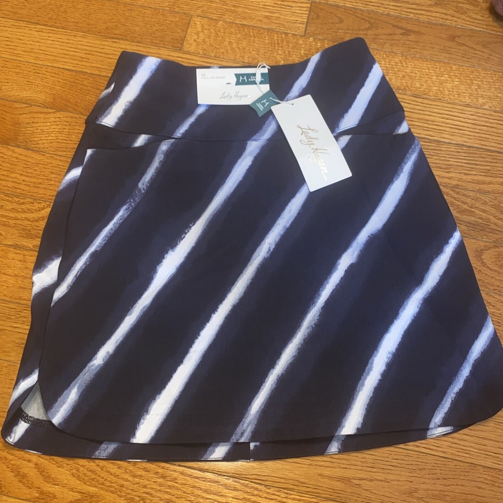 Lady Hagen Women's Size XS Golf Skort Tummy Control Pockets NWT Stripes Navy